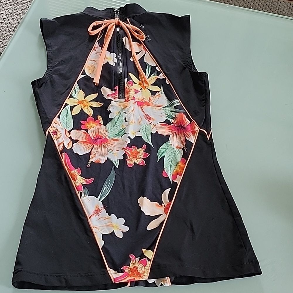 Rip Curl Swim and Surf Rashguard Top Surf Beach Tropical Vacation Vibes
